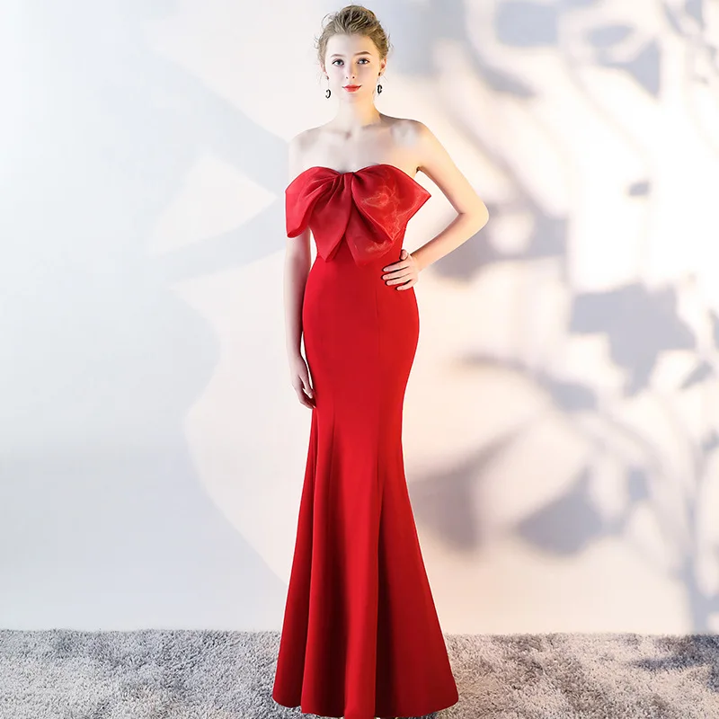 The new sexy banquet hosts a with wiped breasts and fish tails | Женская одежда
