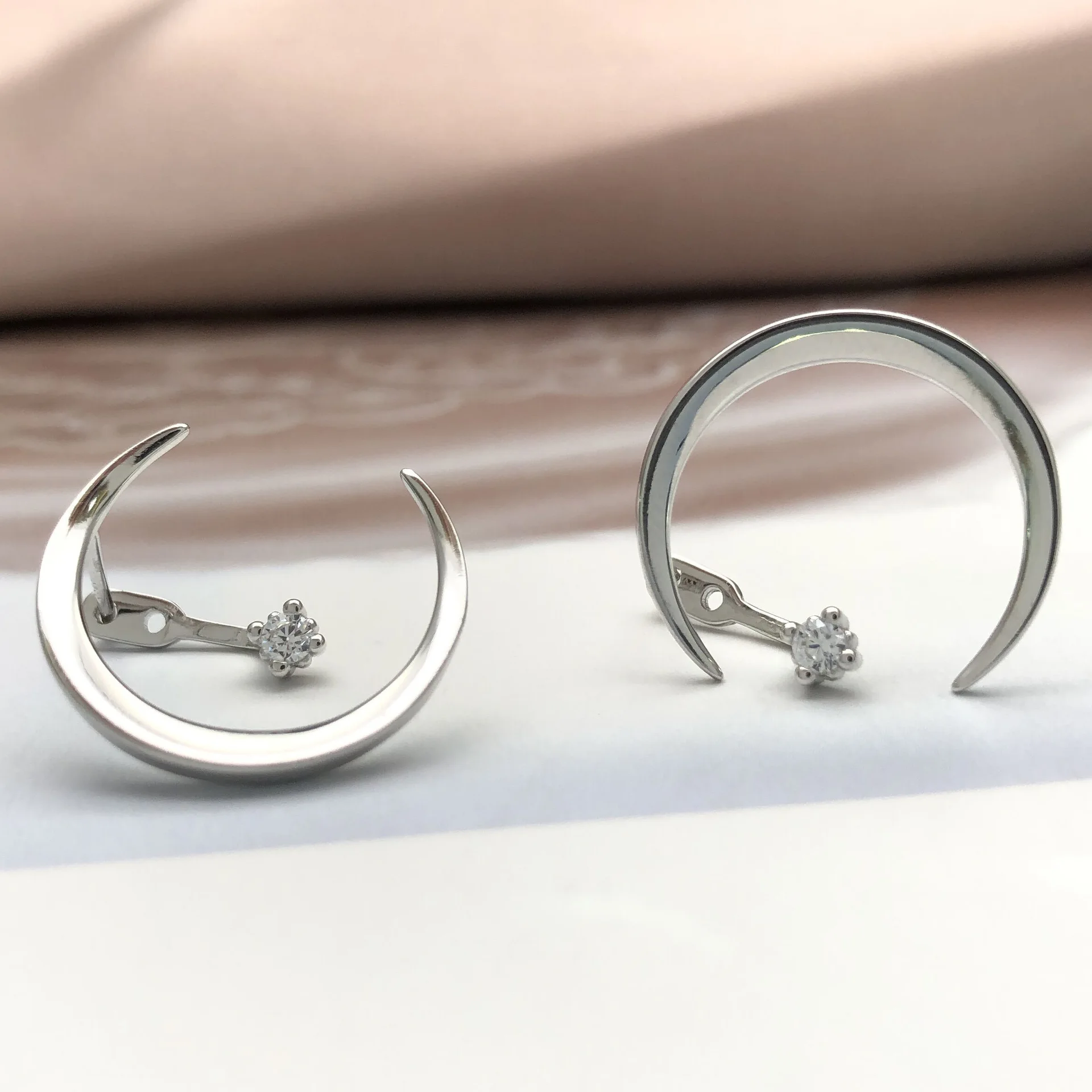 Серьги гвоздики женские гипоаллергенные из серебра 100% пробы с