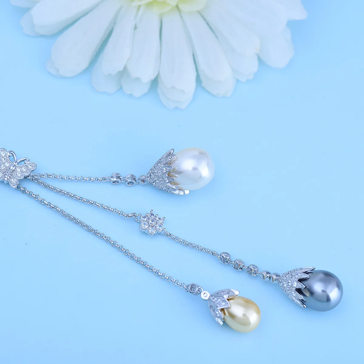 Sweet Elegant Silver Color Chain Butterfly Tassel Pendant Colorful Pearl Necklaces for Women Sweater Necklace|Ожерелья с подвеской|