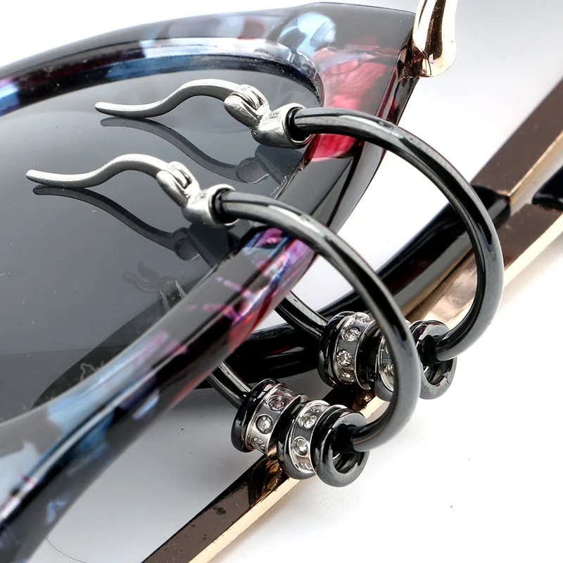 Серьги кольца женские керамические с фианитом AAA Комплект сережек в стиле