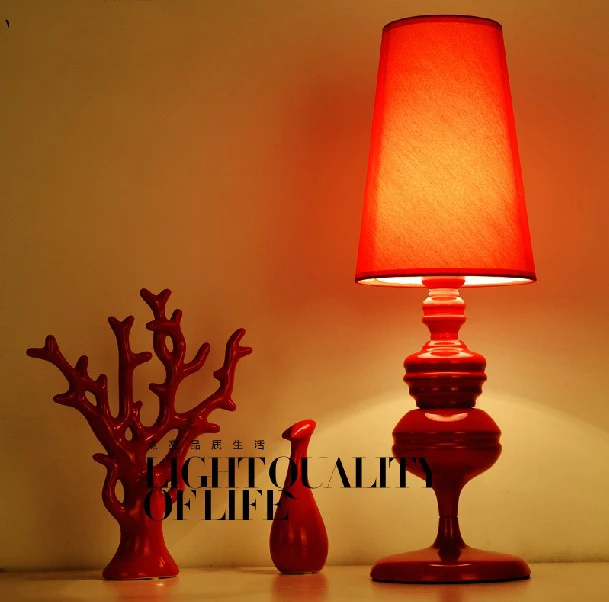 Маленький размер настольная лампа Испания телохранитель Милан выигрышный