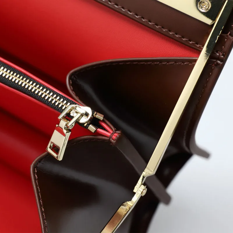 VM FASHION KISS 2017 New Autumn And Winter Genuine Leather Frame Handle Bags Luxury Handbags Women Designer Pochette|designer women bag|fashion