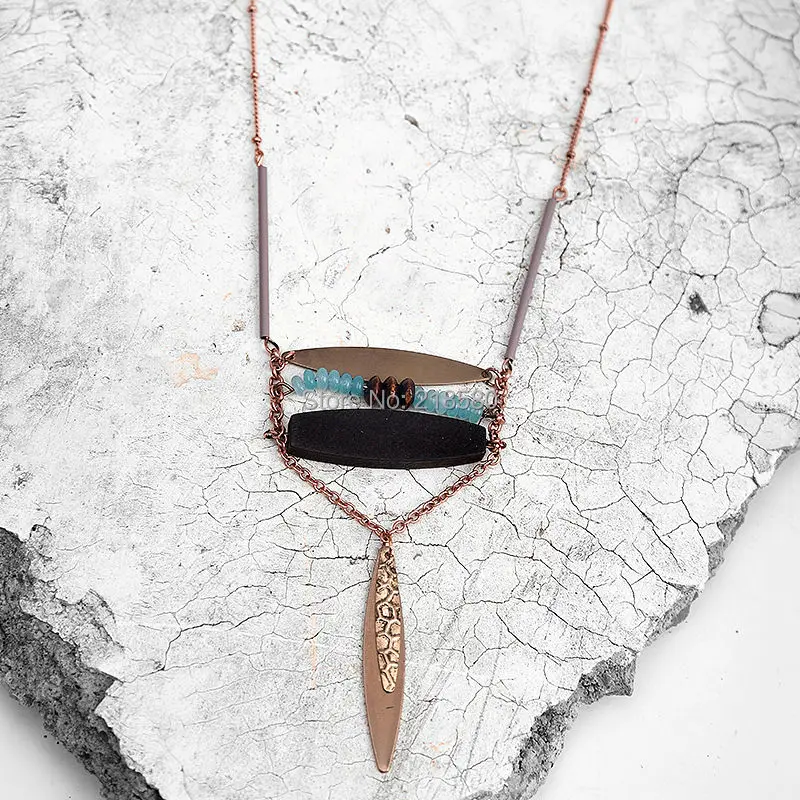 

YC Long Leaf Pendant Necklace YCN85
