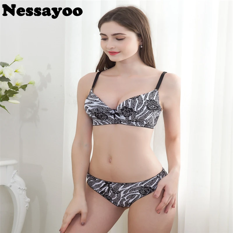 Комплект женского кружевного нижнего белья с чашками пуш ап|brassiere set|bra setsexy bra set |