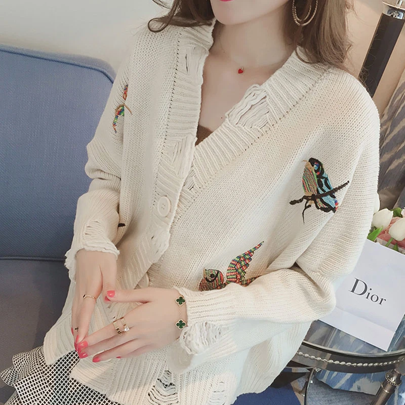PERHAPS U Sweater Knitted Embroidery Bird Long Sleeve Yellow Beige Blue Single Breasted Cardigans V Neck Autumn New M0123 Hole |