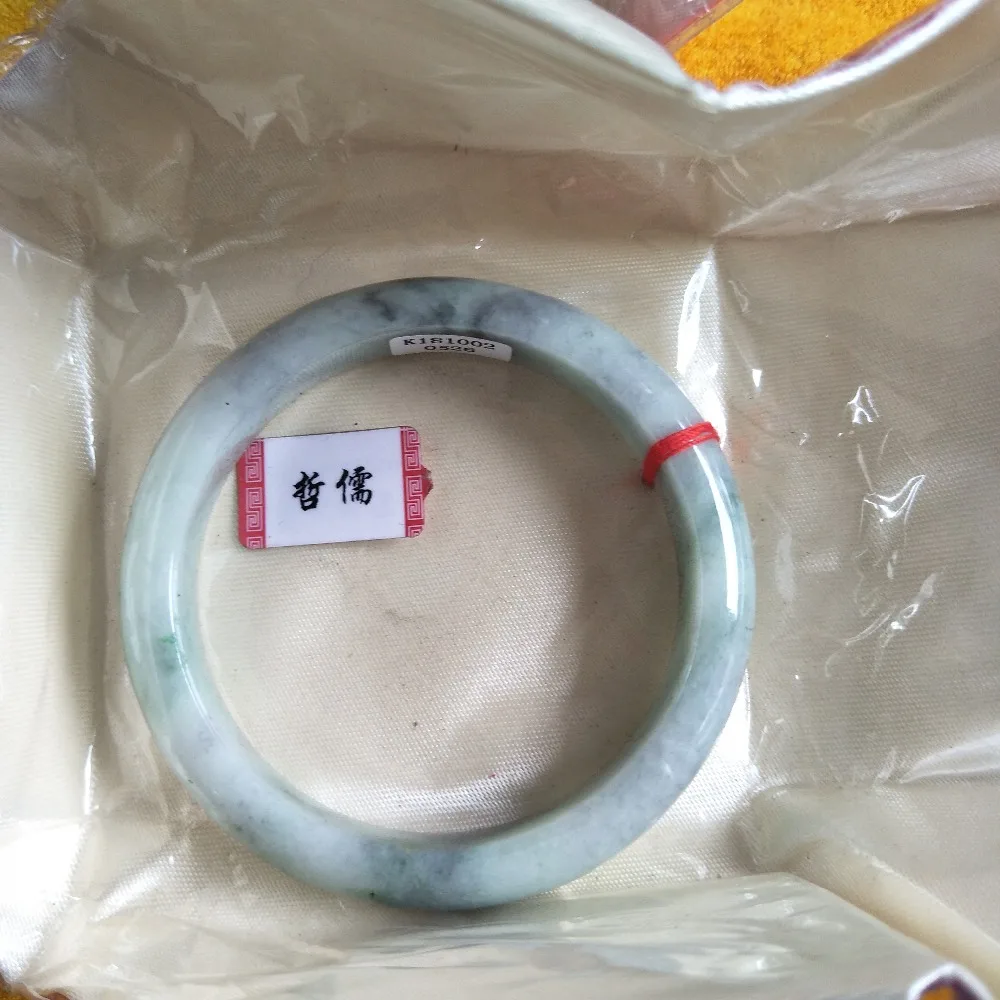 

Free A certificate Natural jade bracelet Natural light color two-color 54-62mm princess bracelet Elegant jewelry gift