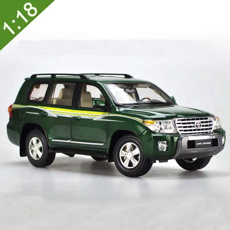 1:18 весы Toyota Land Cruiser LC200 зеленый литья под давлением модель автомобиля SUV игрушки