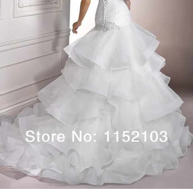 white A-line sweetheart backless floor-length court train sleeveless decorate with ruffles organza weeding dresses | Свадьбы и