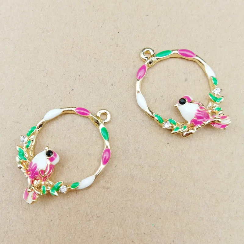 

Newest 30*21MM Colorful Animal Bird Shape Round Circle Pendants 20pcs/Lot Oil Drop DIY Jewelry Bracelet Necklace Earring Charms