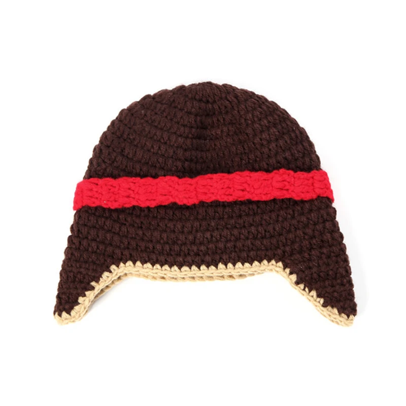 Шапочка-пилот для новорожденных вязаная ручной работы коричневая шапочка