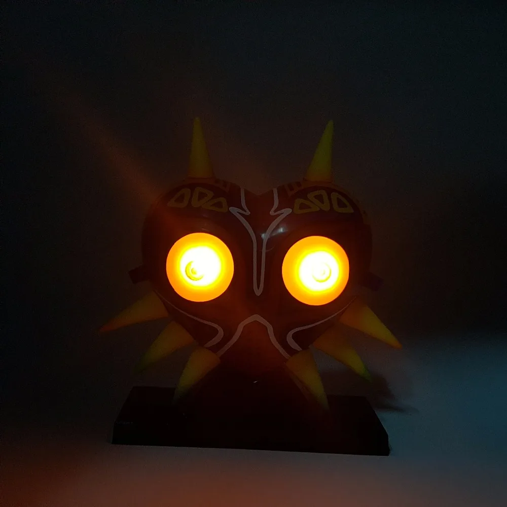 Аниме игры Zelda Majora маска фигурки Zelda Link Majoras маска Светодиодные глаза Коллекционная модель игрушки 12 см