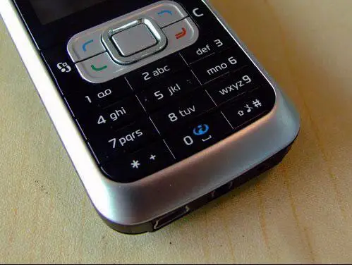 Разблокированный Nokia 6120 классический мобильный телефон разблокированный NOKIA Восстановленный мобильный телефон, случайный цвет