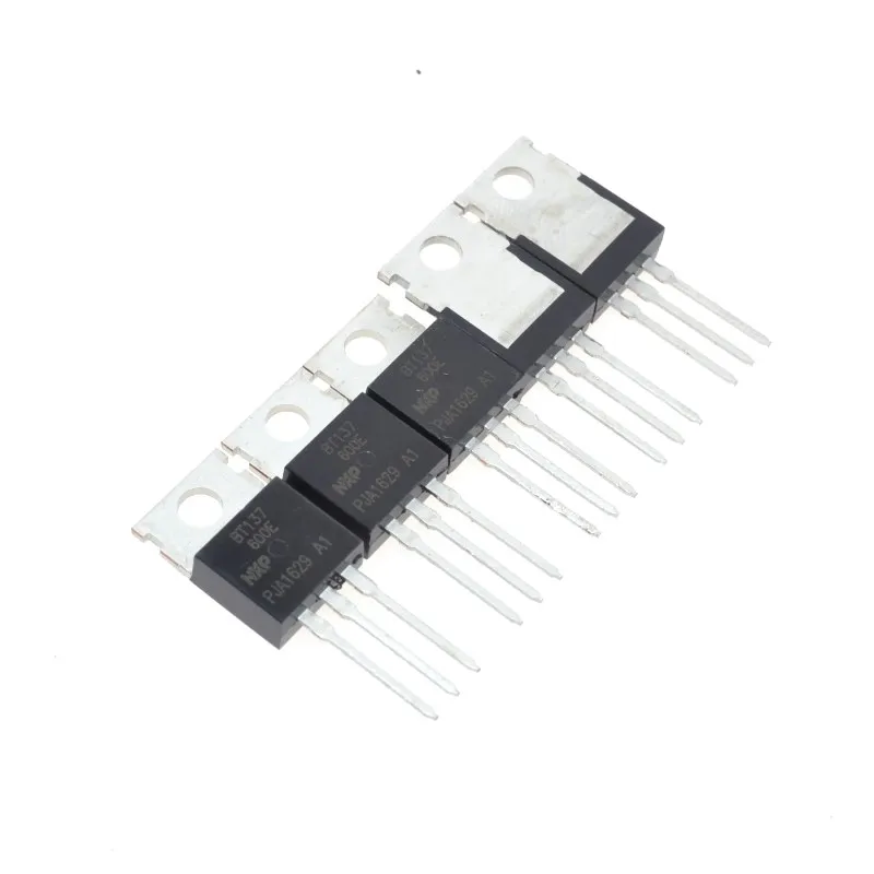 Suq 10 шт. Φ TO 220 BT137 600V 8A Triacs тиристор|c c| |