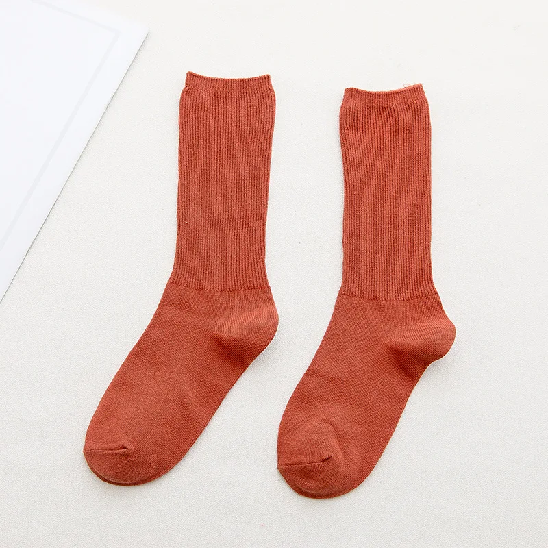 16 New Arrive Harajuku Retro Women Cotton Loose Socks for Autumn Winter In Tube Korean Pure Color Yellow Designer Christmas Cute - Цвет: 16