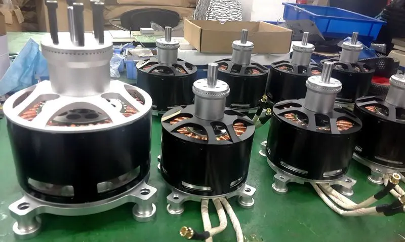 Водяное охлаждение 50 кВт 154120 бесщеточный двигатель и HV 120V 500A бесщеточный контроллер для RC автомобиля ESC с регенным тормозом