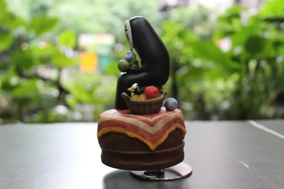 Free Shipping Christmas Anime Cartoon Miyazaki Hayao 12cm Spirited Away No Face Music Box PVC Action Figure Collection Toy Doll | Игрушки и