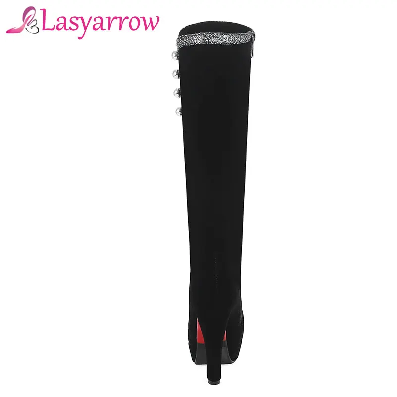 Женские ботинки до середины икры Lasyarrow черные однотонные на платформе и толстом