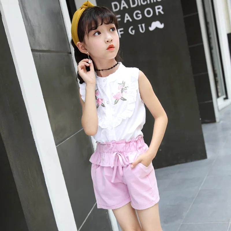 

Pink/Yellow Retail Children Girl Summer Clothing set flowers embroidery Tops T shirts+shorts,girls kids fashion beautiful suits