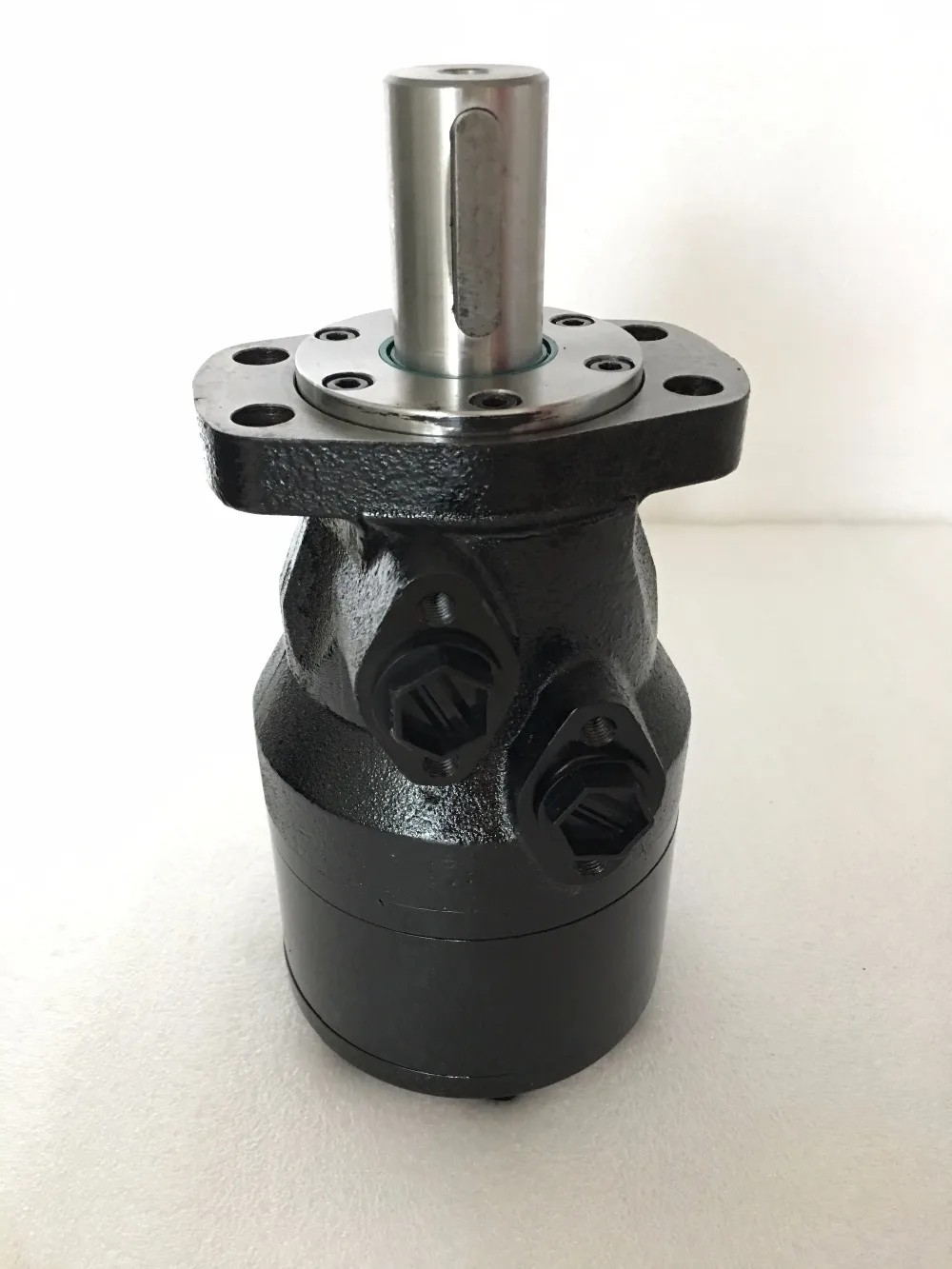 

Crane accessories Low speed and high torque Cycloid hydraulic motor