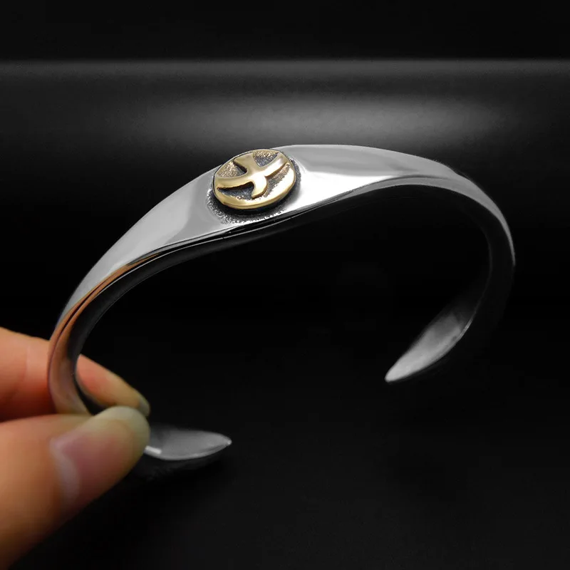 Heyrock гравировкой крючке Открыть манжеты Браслеты для Для мужчин женщин 17.5 см