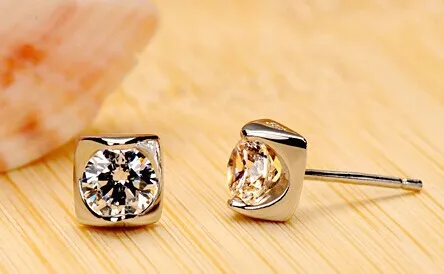 Kiss me 0.4Ct/шт. круглая нарезанная синтетическая шпилька с алмазами серьги Свадебные
