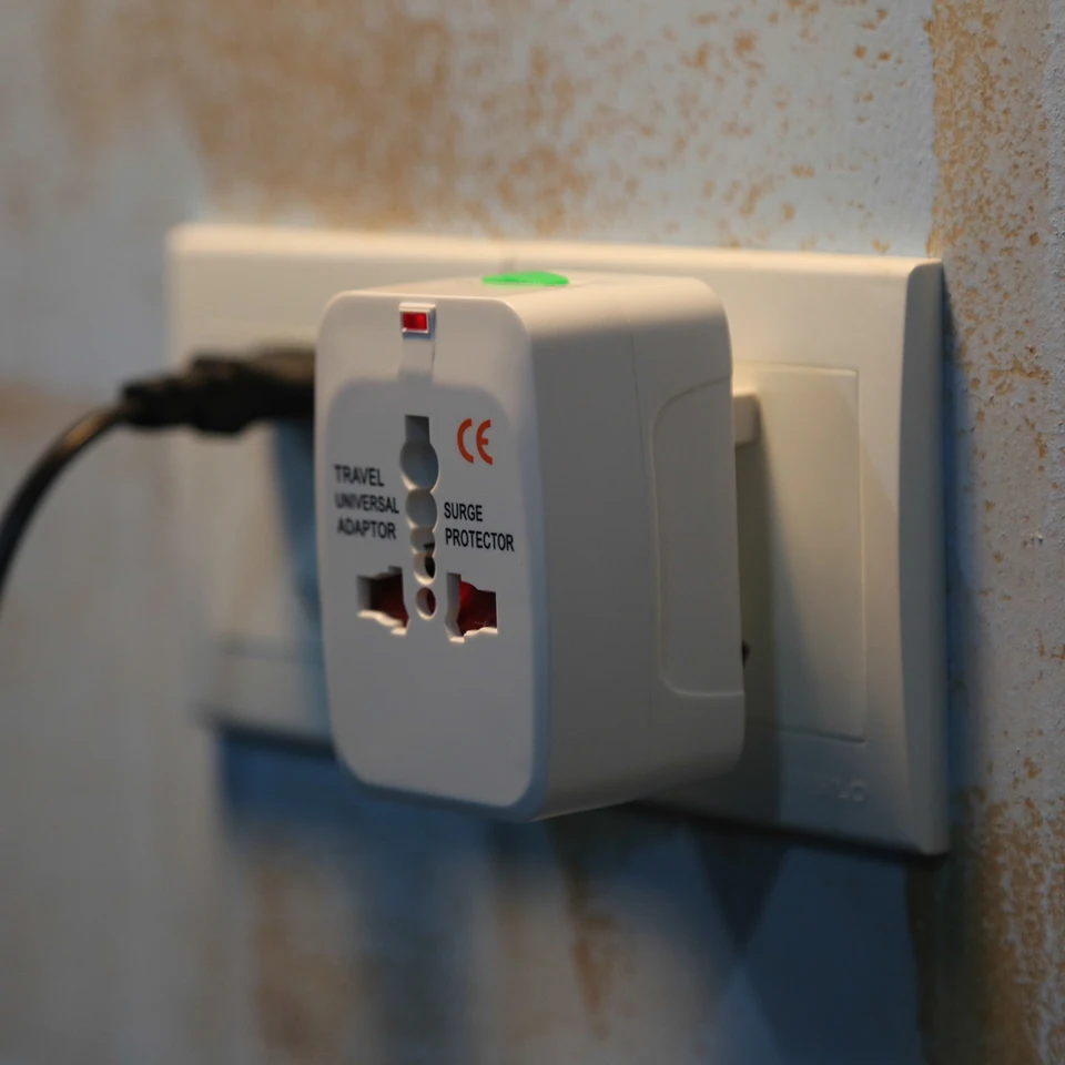 Standing Style Portable White Universal Travel Plug Adapter Changeover All-In-One Power Adaptor Charger | Обустройство дома