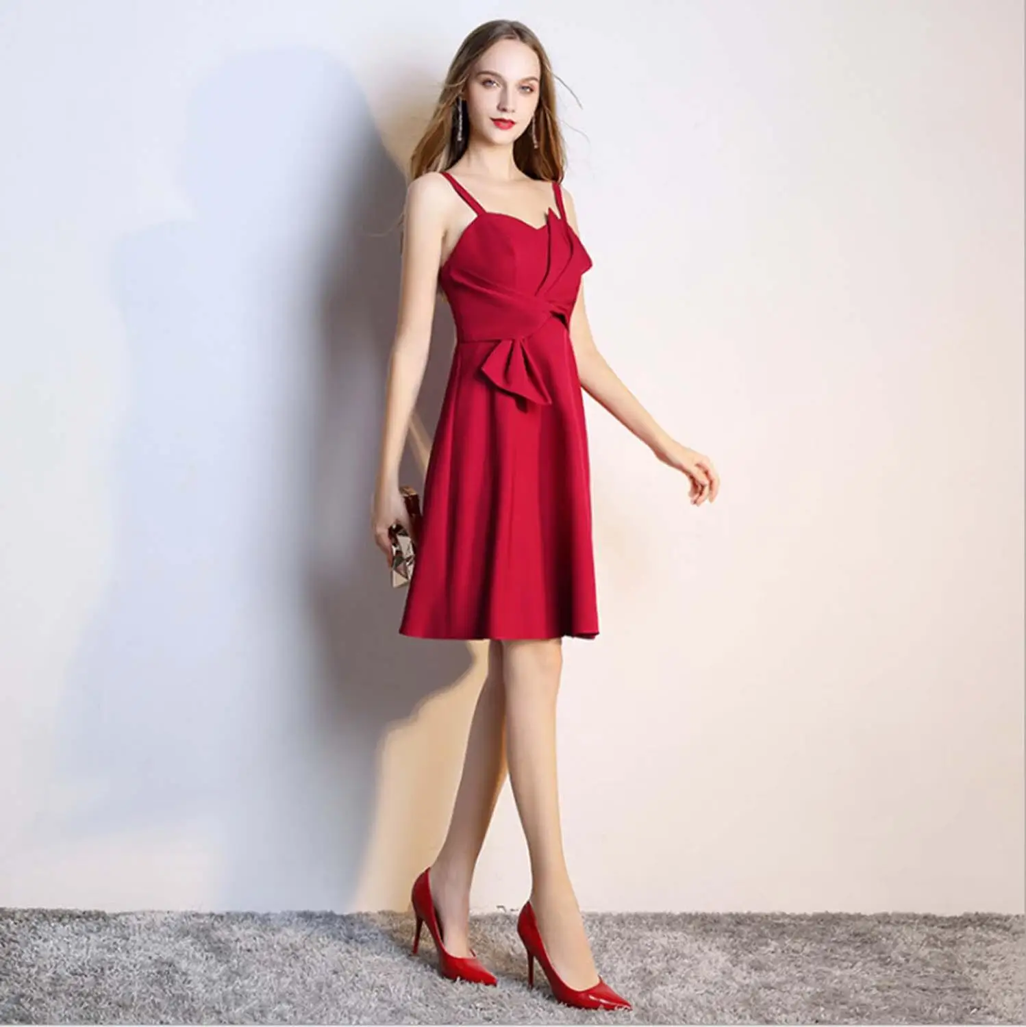 ТРАПЕЦИЕВИДНОЕ ПЛАТЬЕ С защитой от красных краев модель 2019 года короткое платье