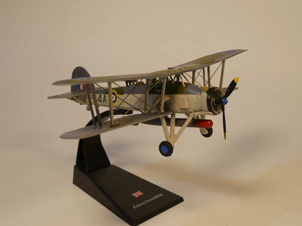 1: 72 Королевского флота W5856 Феи меч рыбы литье модель самолета |