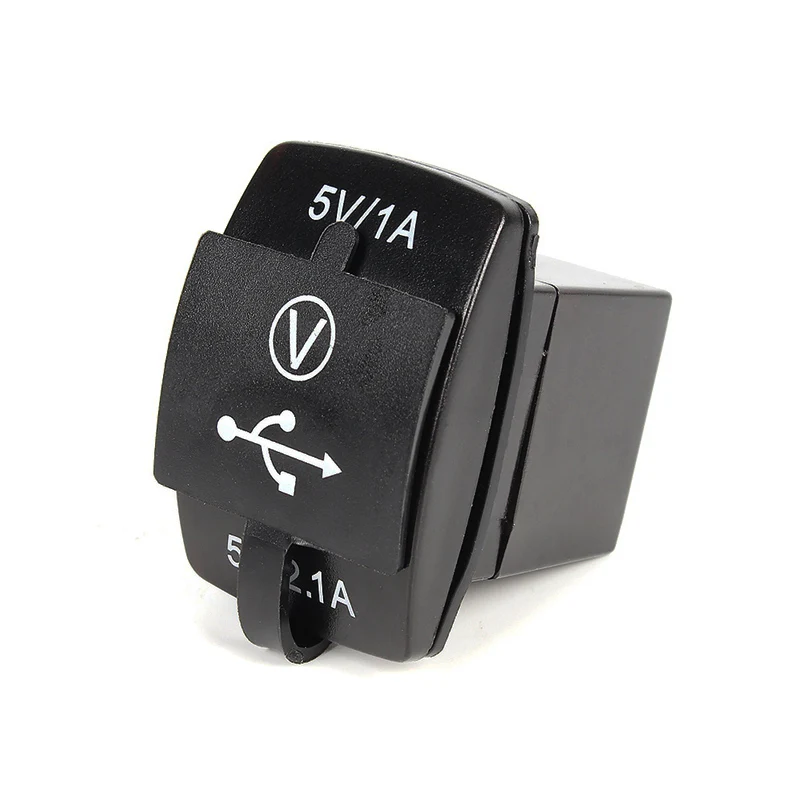 Водонепроницаемое зарядное устройство для автомобиля и мотоцикла с двумя USB-разъемами и прикуривателем, LED-цифровым вольтметром.