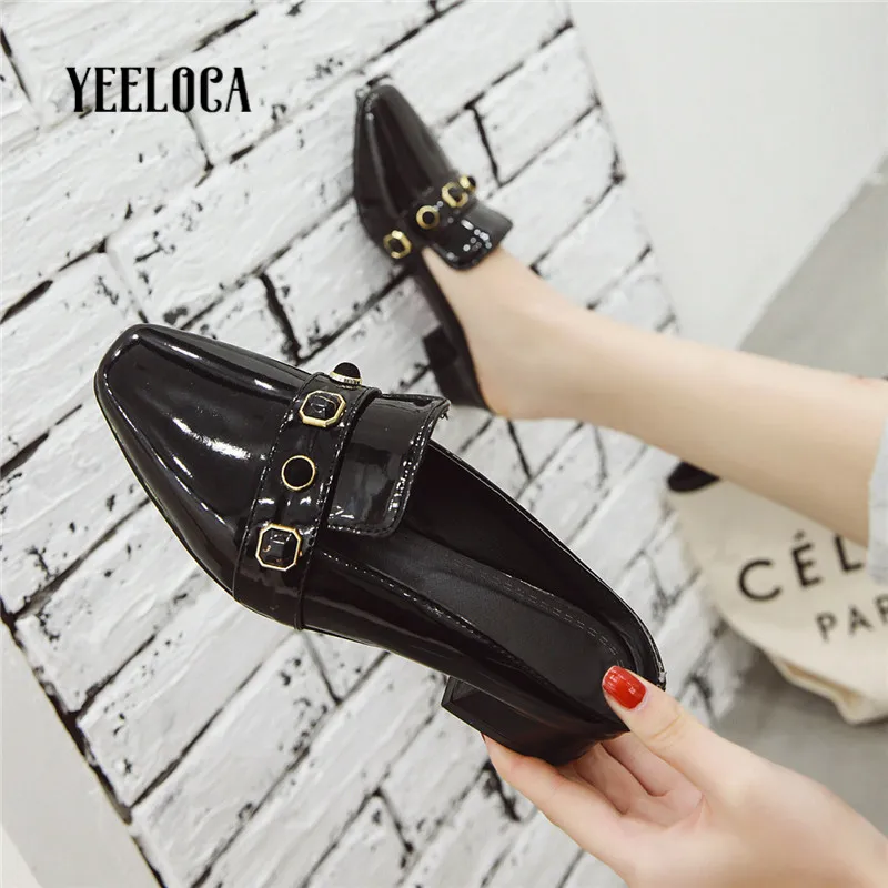Женские шлепанцы YEELOCA черные повседневные на низком каблуке с металлическим