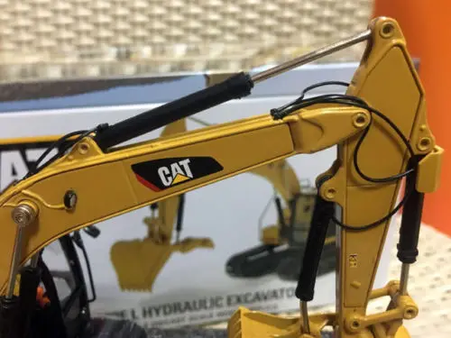 Caterpillar CAT 323F L Гидравлический Экскаватор 1/50 масштаб металлические модели путем