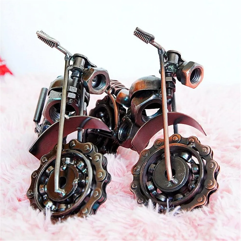 Creative Car Ornaments Decoration Iron Model Long Chain Motorcycle Bronze Soldering February 23 Defender of the Fatherland Day | Автомобили