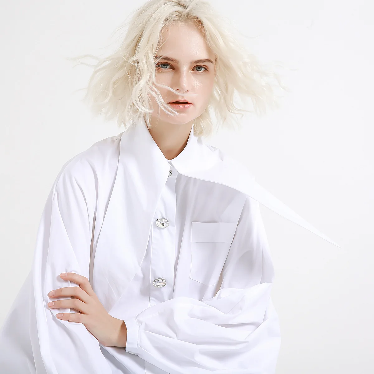 Женская винтажная блузка с длинным рукавом белая Свободная рубашка в уличном