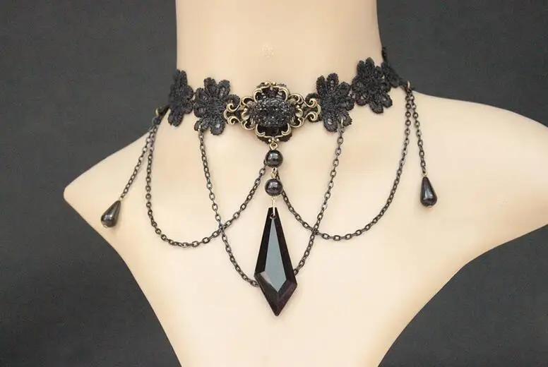 Черный кружевной чокер Ромашка с крупными бусинами|lace choker|daisy chokerblack lace choker |