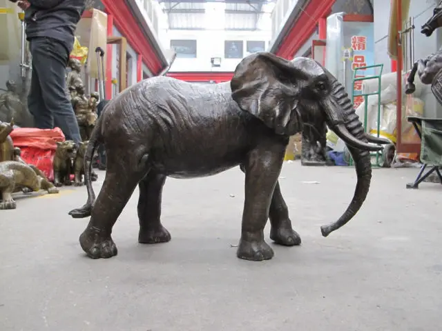 18&quot Chinese Art Bronze sculpture African elephant King of forest mammal Statue Garden Decoration 100% real Brass |