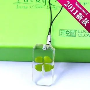 Mobile phone pendants wholesale clover shaped chain rhombus |