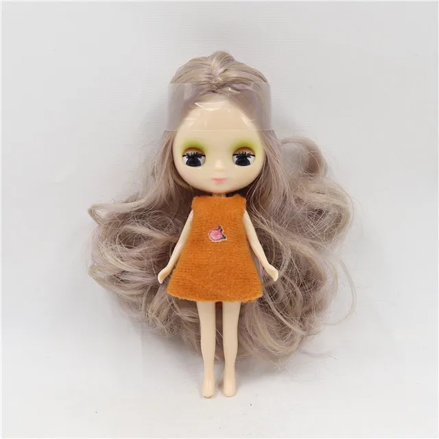 Фабрика blyth мини кукла 10 см BJD нормальная кукла тела длинные волосы, случайное платье в подарок - Цвет: S