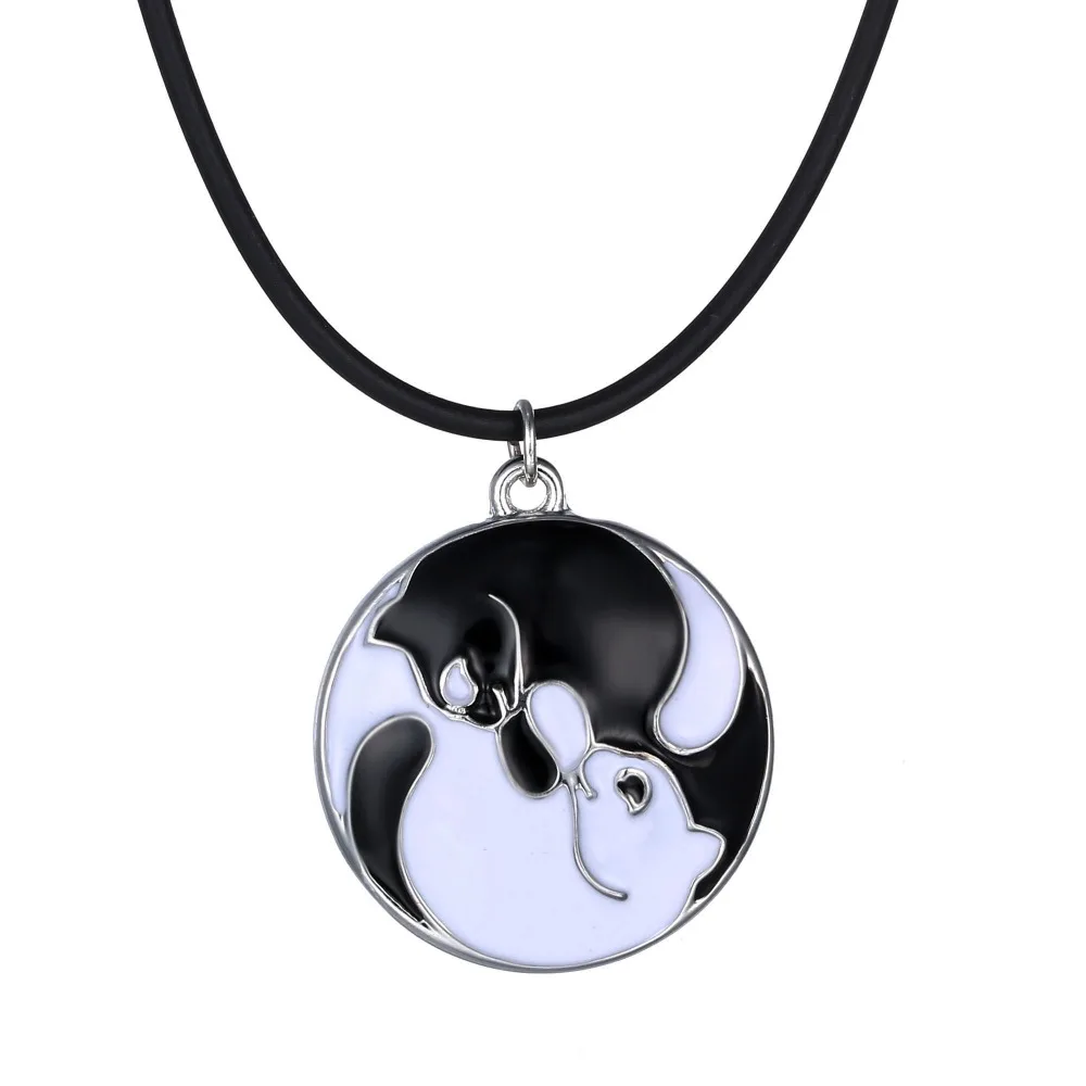 

Fashion Animal Cat Jewelry Necklaces Pendant Black white Couple Necklace Stainless Steel animal cat Pendants Necklace