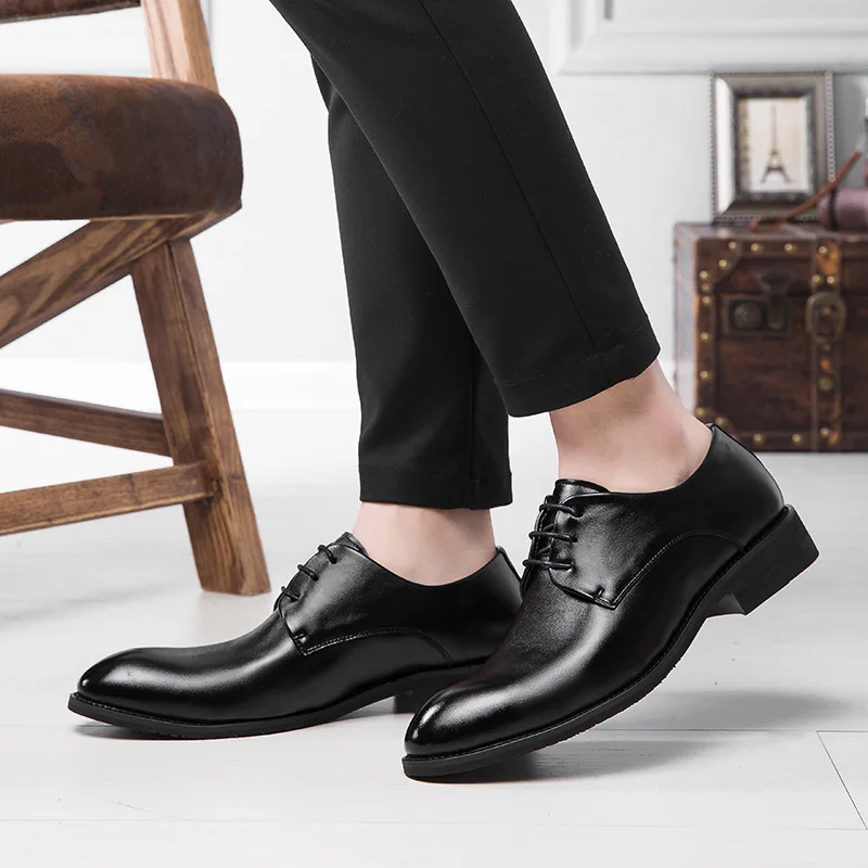 

YEINSHAARS Big Size 38-47 Classic Man Pointed Toe Dress Shoes Mens Patent Leather Black Wedding Shoes Oxford Formal Shoes