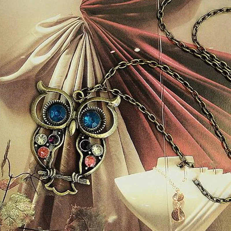 

Free Shipping Alloy Korean Version Jewelry Retro Color Drill Hollow Carved Lovely Owl Necklace