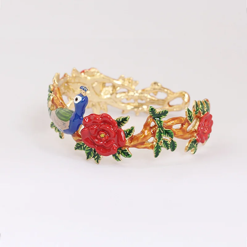 

Nation Wind Peacock Women's Luxury Enamel Roast Decorate Inspiration Original Gold Ornaments Party Jewelry