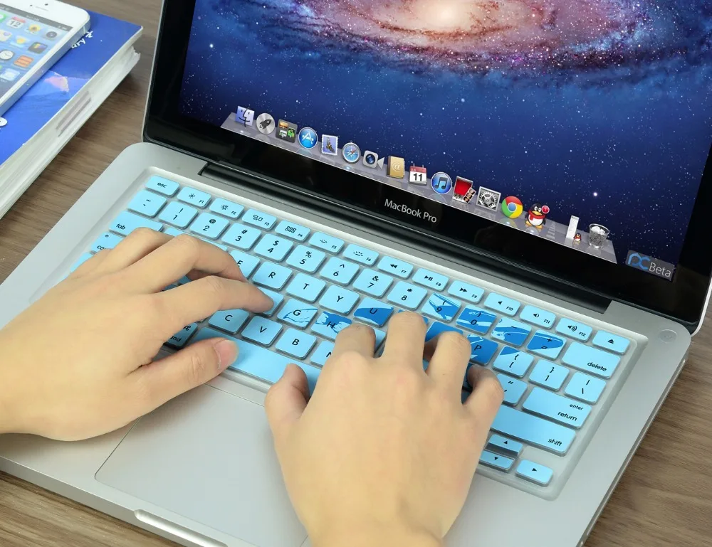 Ультратонкий силиконовый чехол для клавиатуры XSKN Animal с рисунком милого Кита MacBook