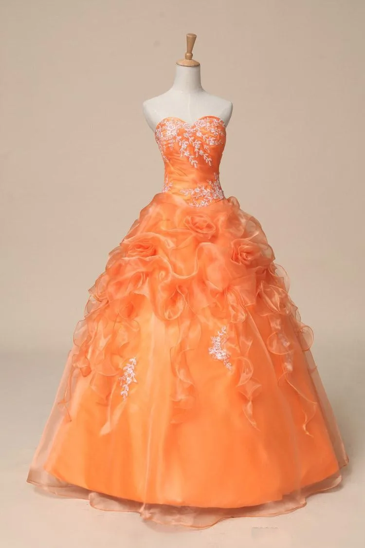 Изысканное оранжевое бальное платье на шнуровке с сердечком спине платья для