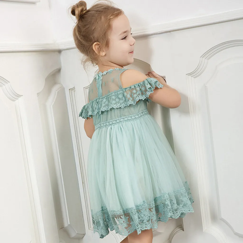 Детское кружевное торжественное платье принцессы с оборками и цветочным