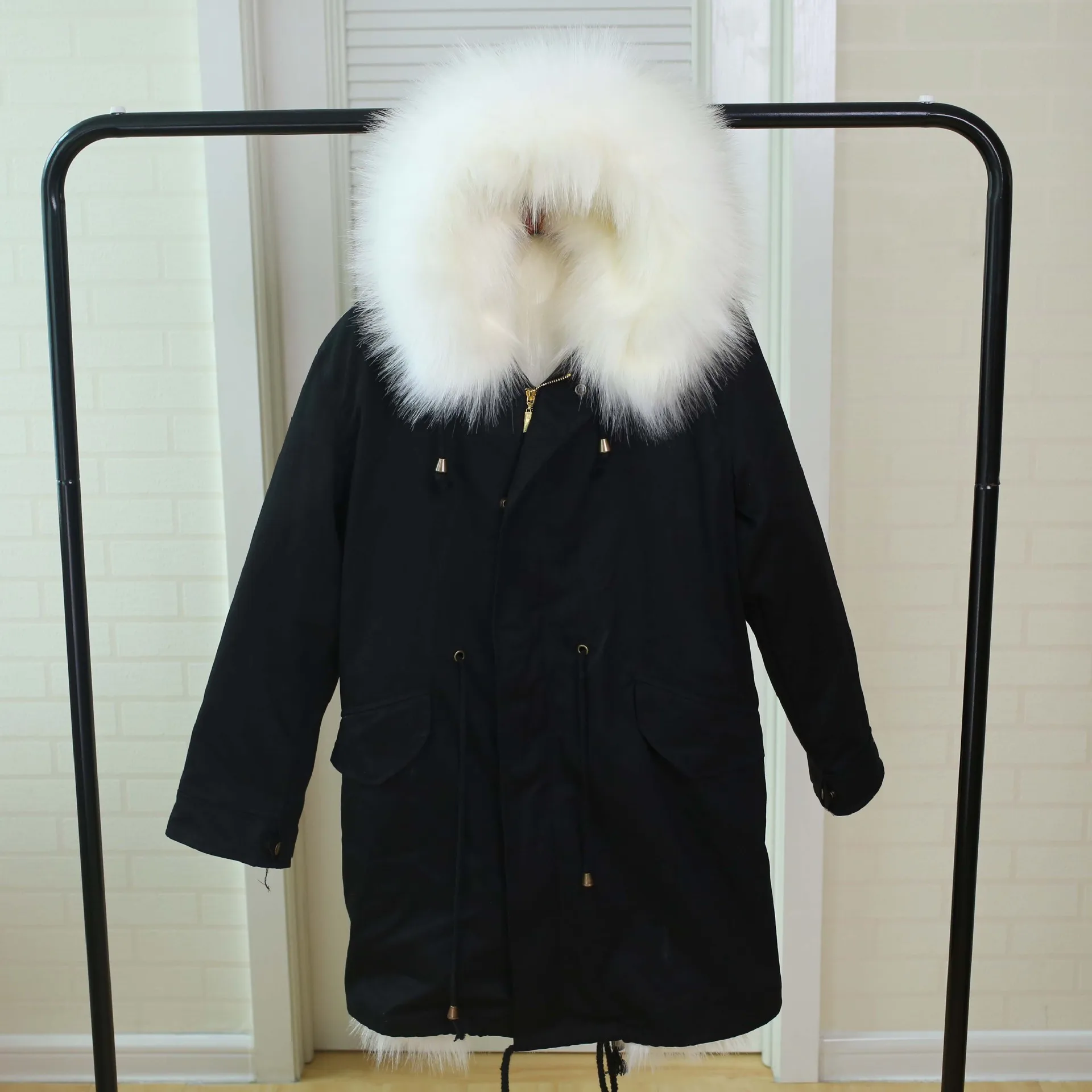 

Women fashion winter big fur collar hooded coats 2018 Korean version of the imitation fox fur thick warm cotton jackets Parkas