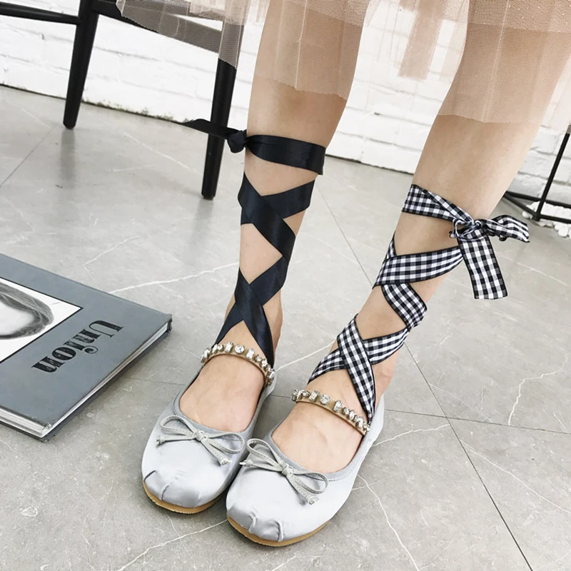 2018 дизайнерские шелковая балетная обувь женщина торт Мокасины закатывающиеся