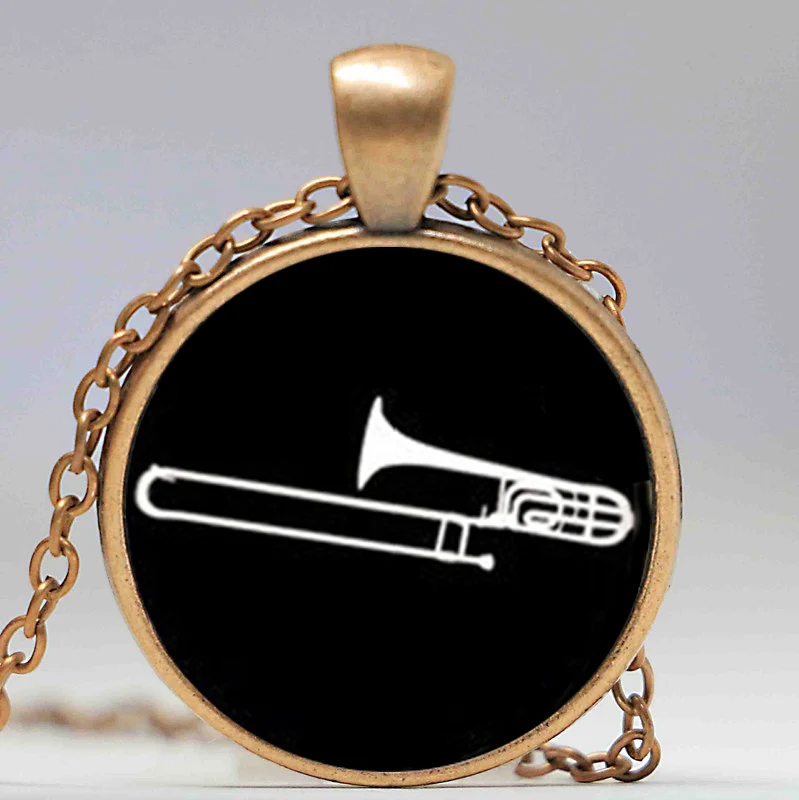 2017 новые музыкальный инструмент ожерелье с силуэтом тромбон кулон dj микшер
