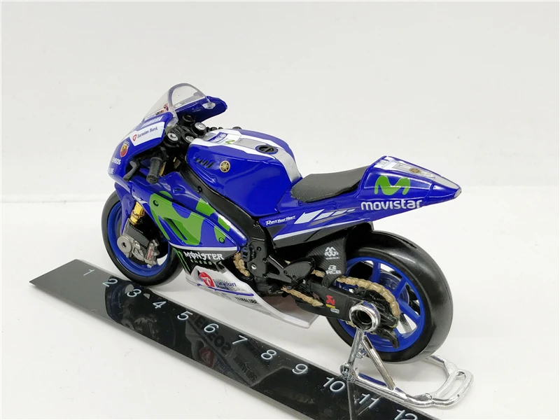 Maisto 1:18 Yamaha YZR-M1#99 Лоренцо литья под давлением модель мотогонок