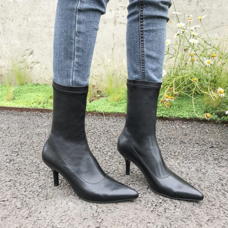 

MLJUESE 2020 women ankle boots Velvet slip on pointed toe winter short plush high heels boots women socks boots party dress