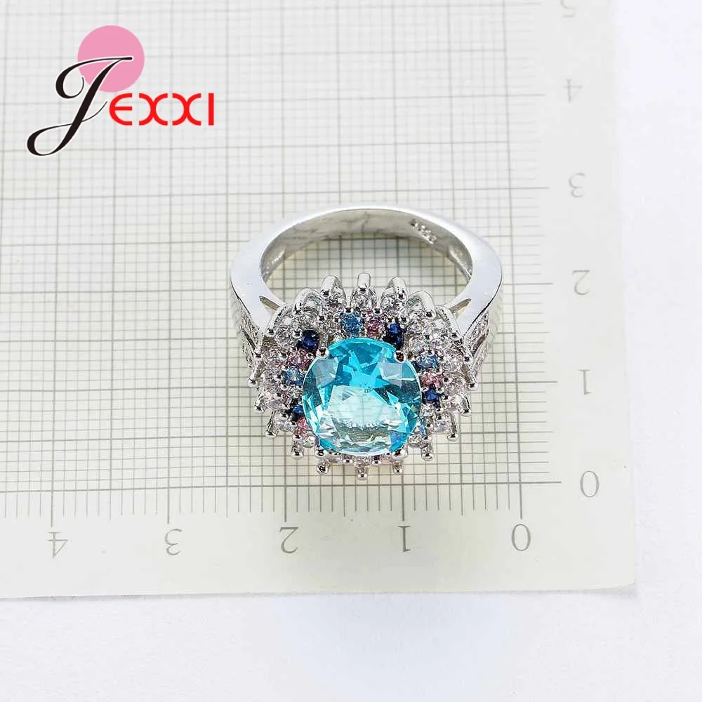 Женское кольцо из серебра 925 пробы с цирконием | Украшения и аксессуары